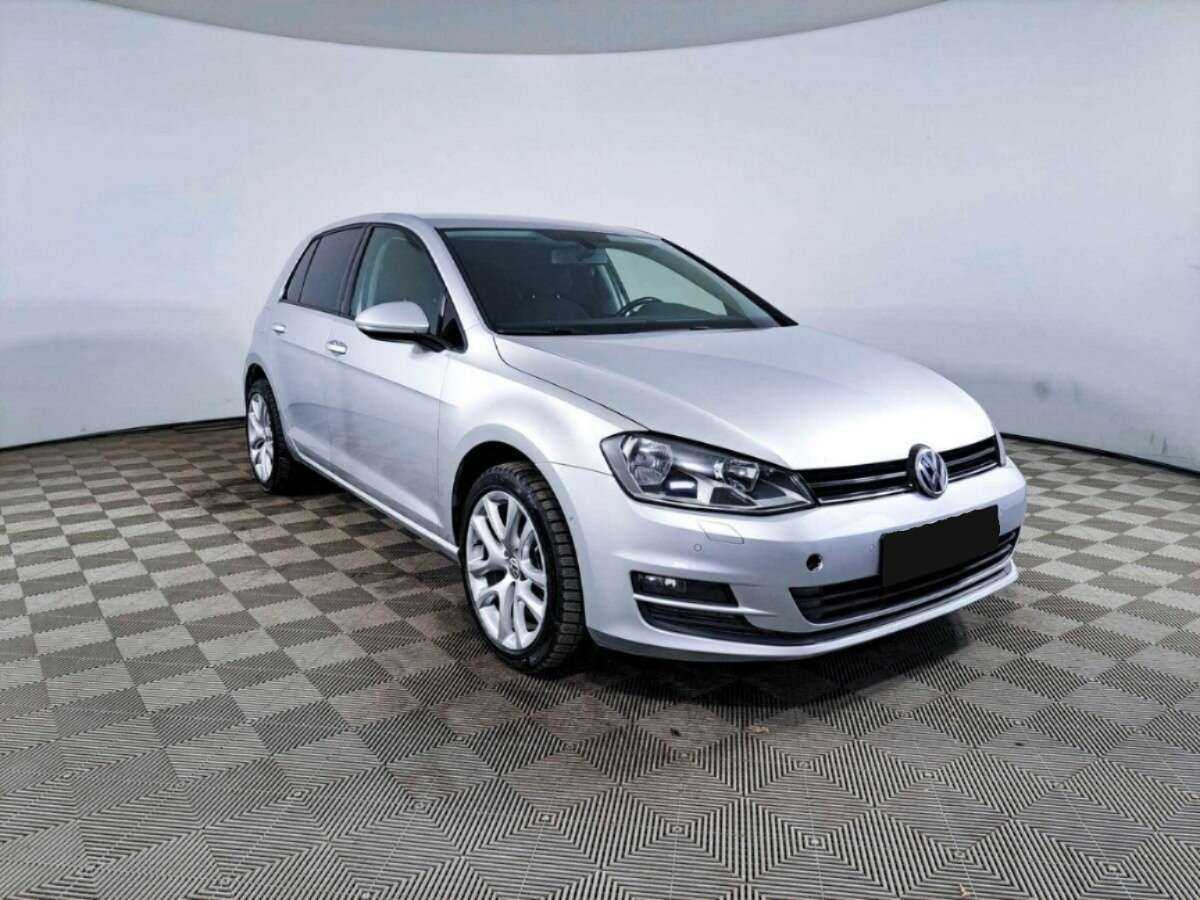 Купить Volkswagen Golf с пробегом. Фото: #2