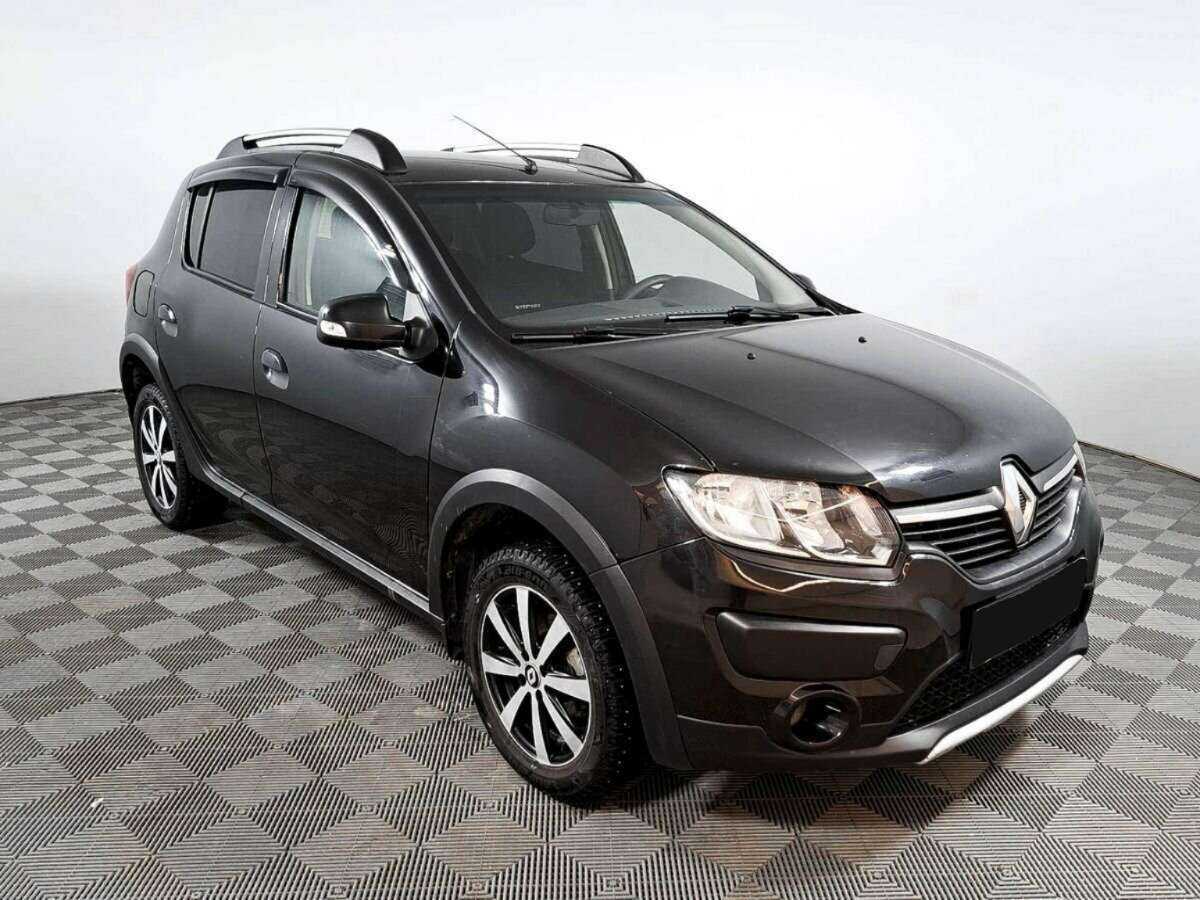 Купить Renault Sandero с пробегом. Фото: #1
