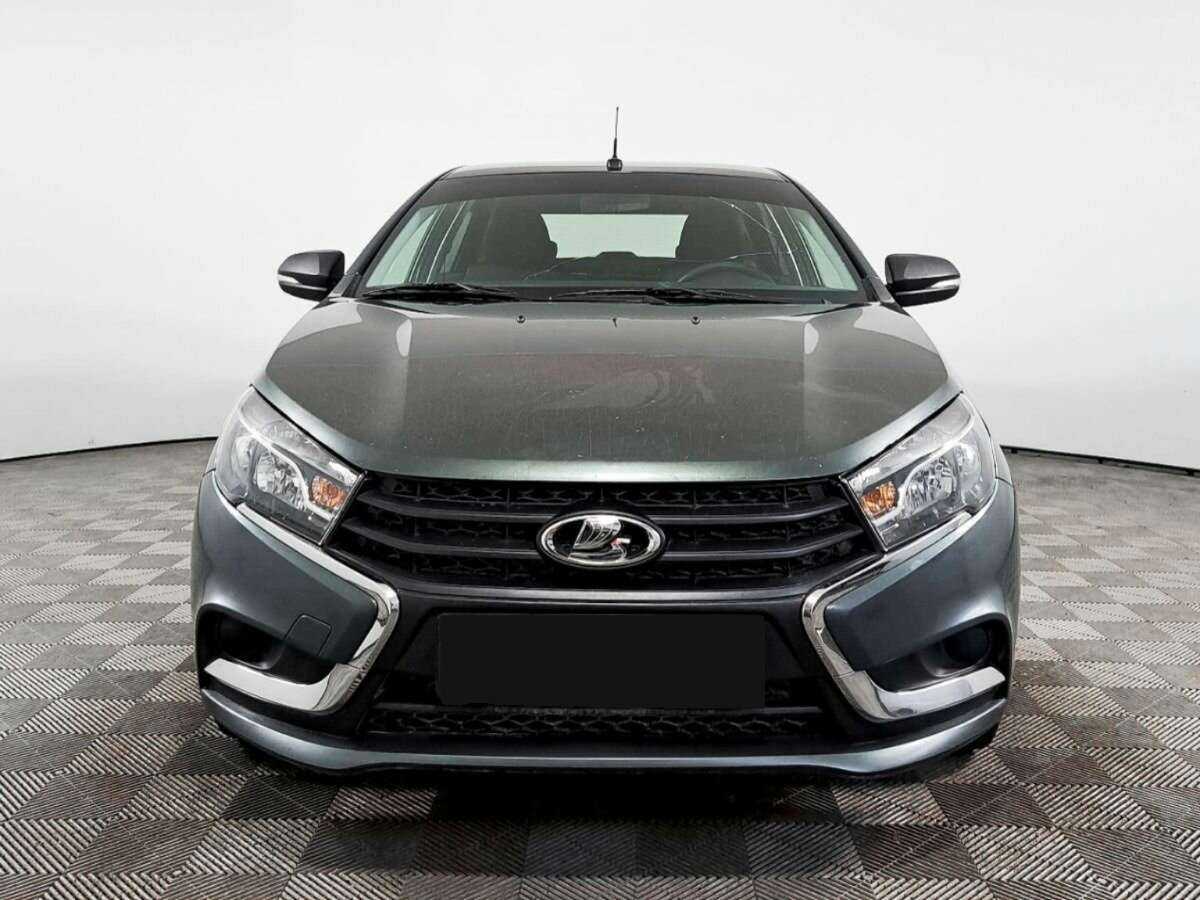 Купить Lada (ВАЗ) Vesta с пробегом. Фото: #1