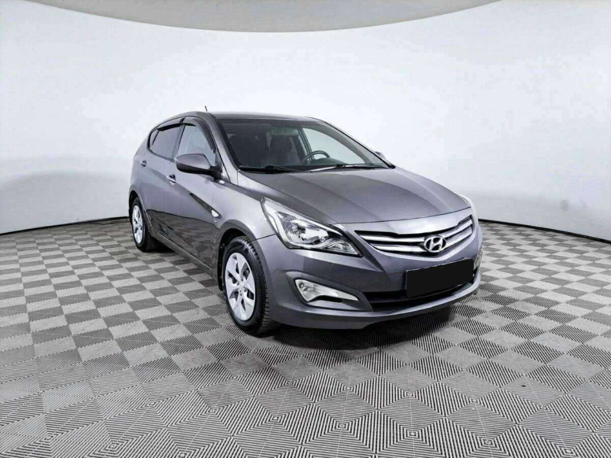 Купить Hyundai Solaris с пробегом. Фото: #2