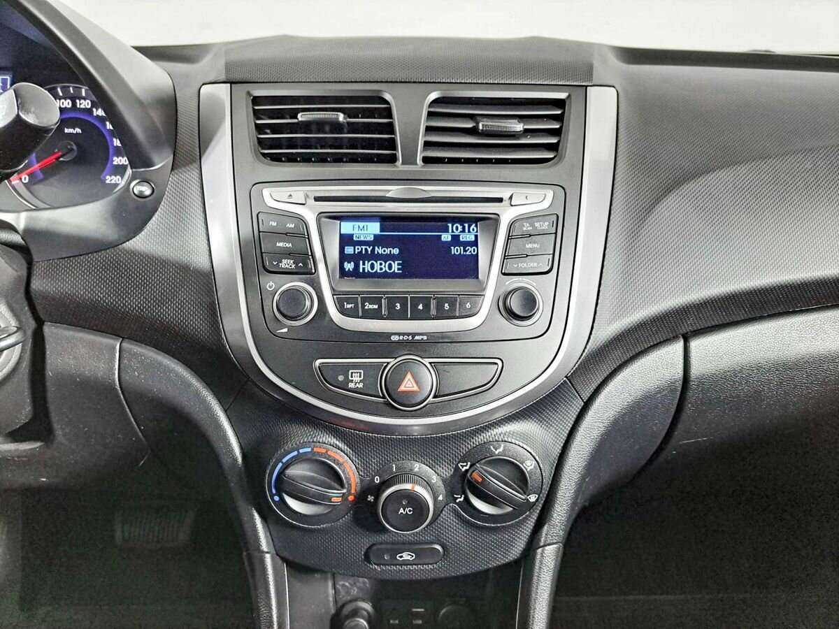 Купить Hyundai Solaris с пробегом. Фото: #12