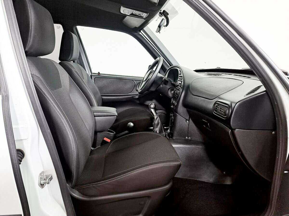 Купить Chevrolet Niva с пробегом. Фото: #7