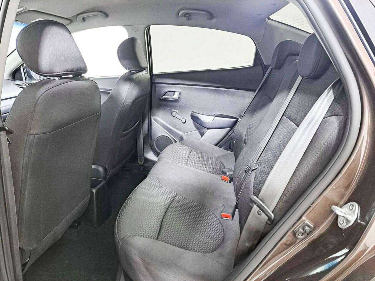 Купить Kia Rio с пробегом. Фото: #9