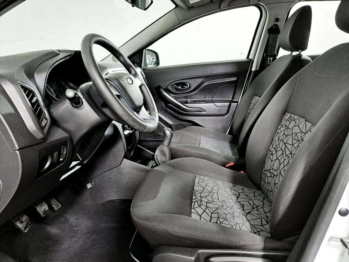 Купить Lada (ВАЗ) XRAY с пробегом. Фото: #12