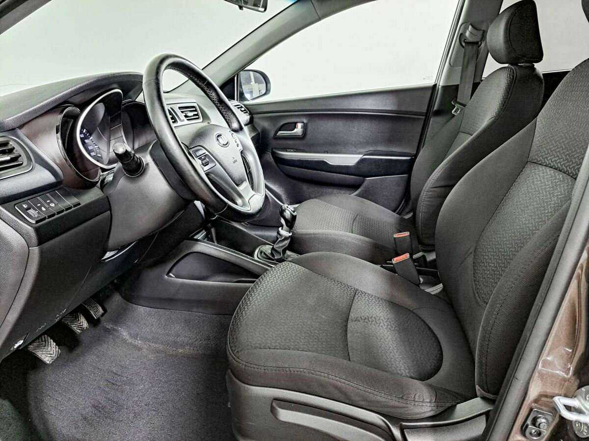 Купить Kia Rio с пробегом. Фото: #13
