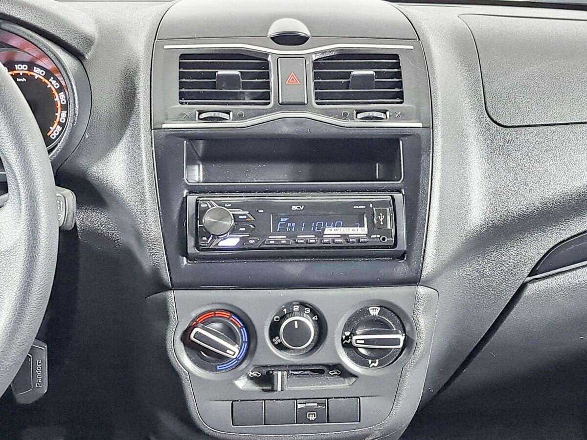 Купить Lada (ВАЗ) Granta с пробегом. Фото: #13