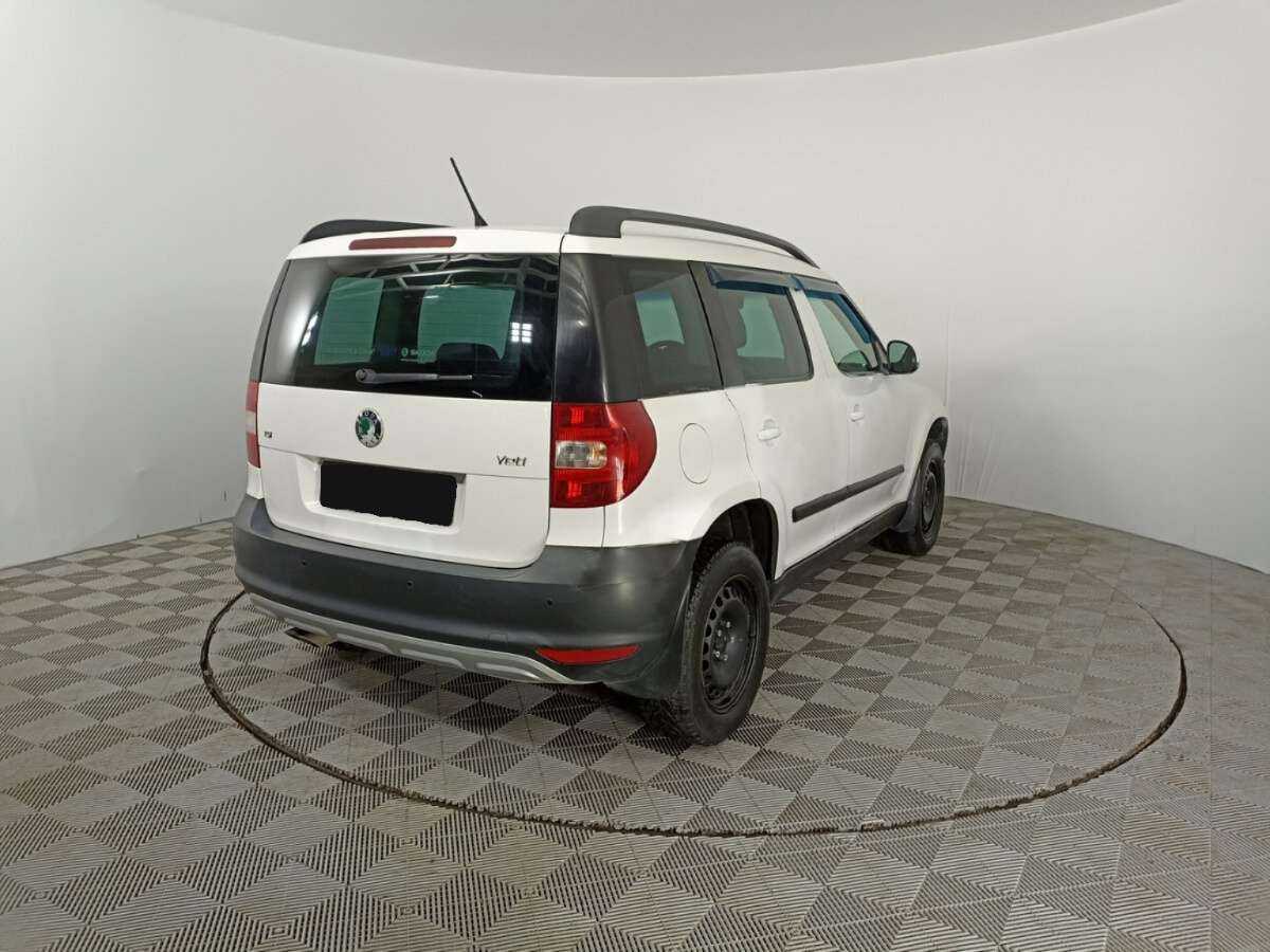 Купить Skoda Yeti с пробегом. Фото: #4