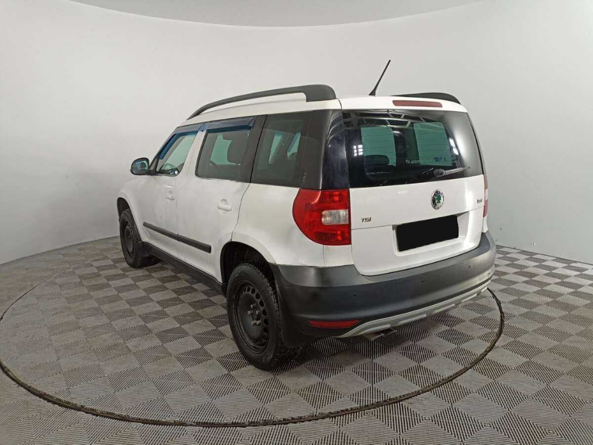 Купить Skoda Yeti с пробегом. Фото: #6