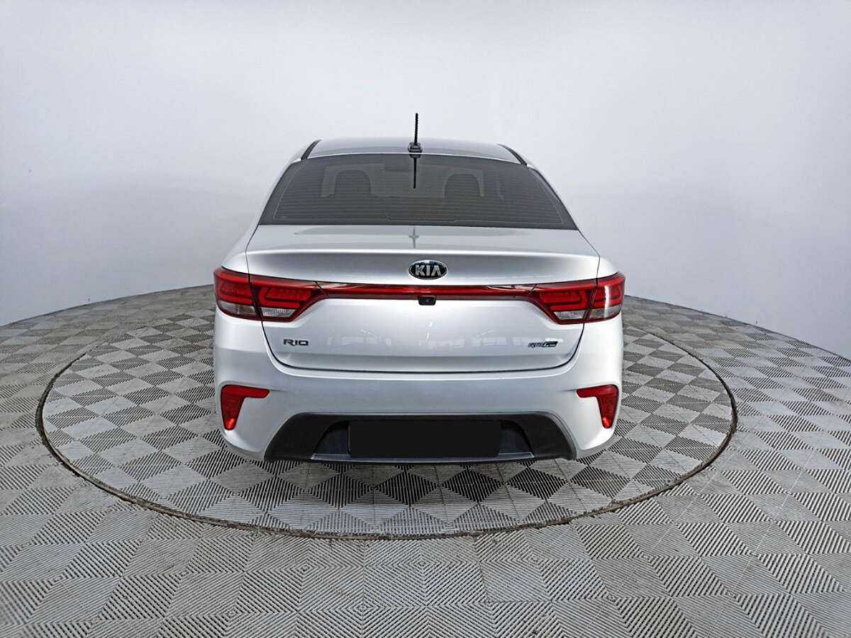 Купить Kia Rio с пробегом. Фото: #5