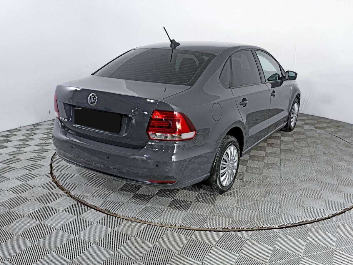 Купить Volkswagen Polo с пробегом. Фото: #4