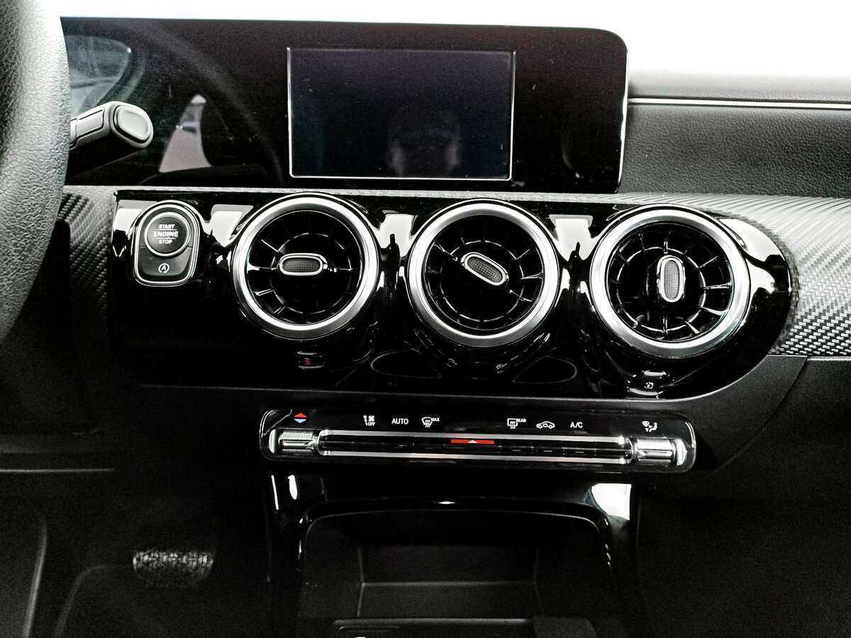 Купить Mercedes-Benz A-Класс с пробегом. Фото: #12