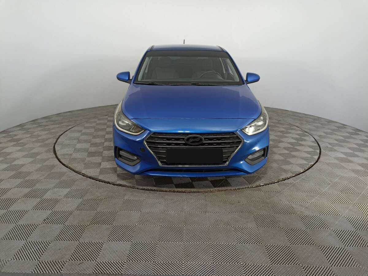 Купить Hyundai Solaris с пробегом. Фото: #1