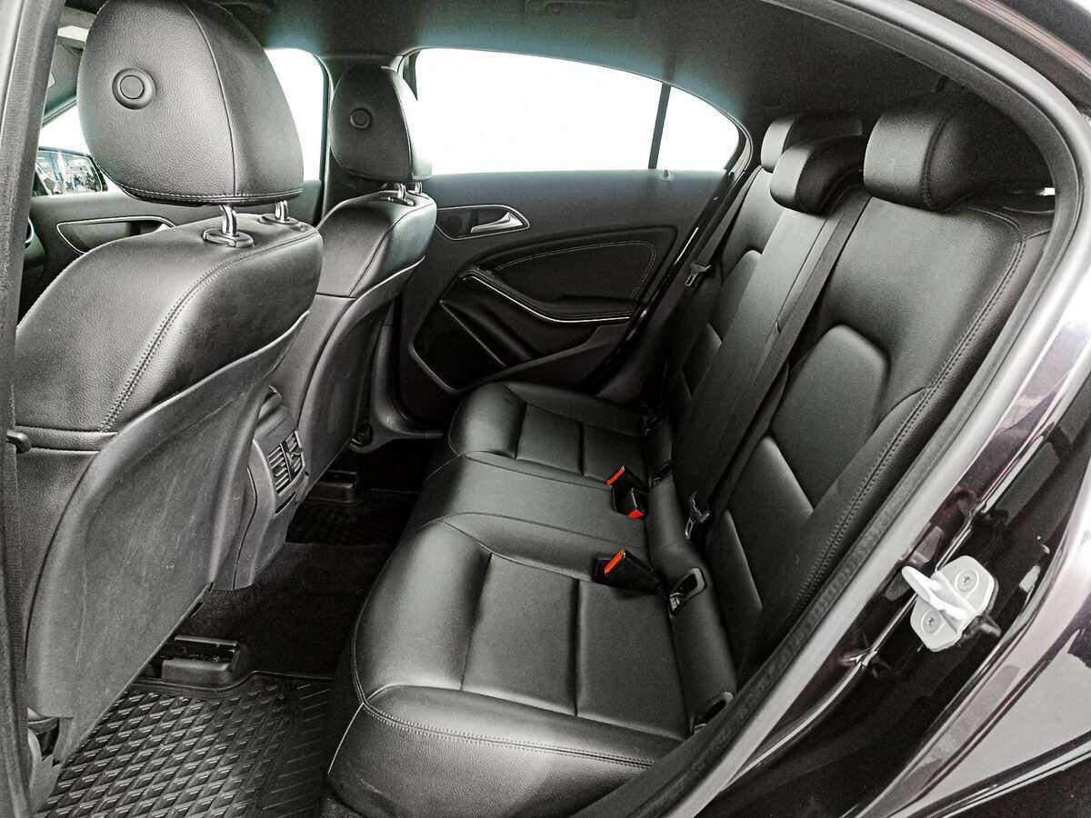 Купить Mercedes-Benz A-Класс с пробегом. Фото: #7