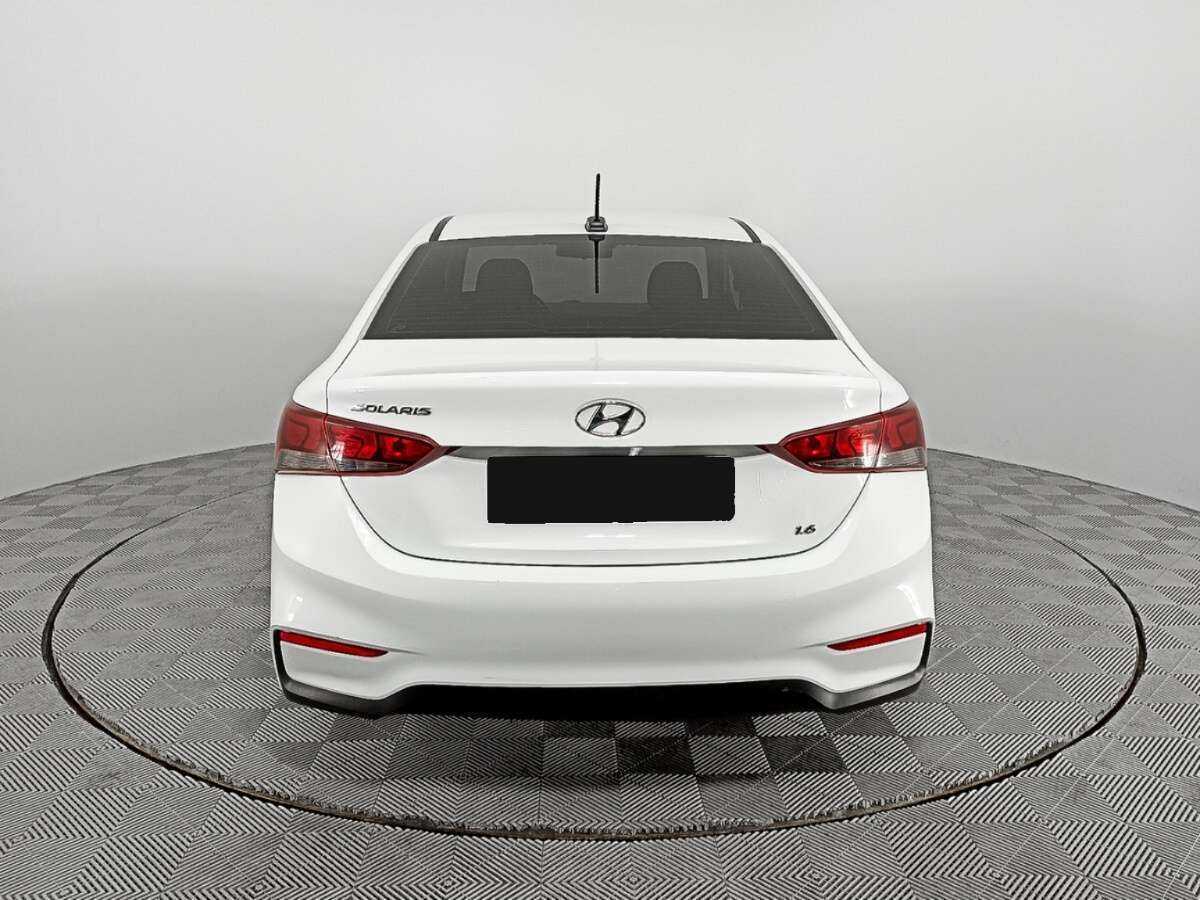 Купить Hyundai Solaris с пробегом. Фото: #5