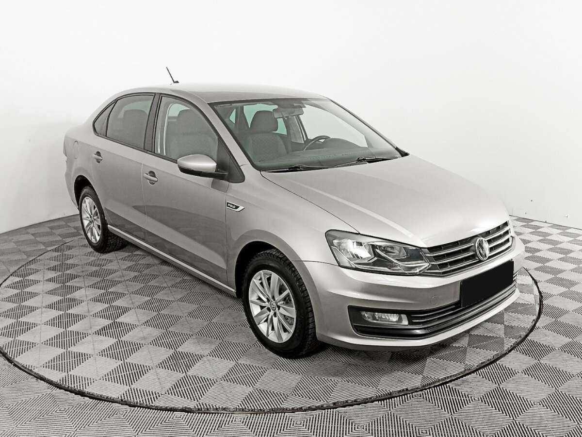 Купить Volkswagen Polo с пробегом. Фото: #2