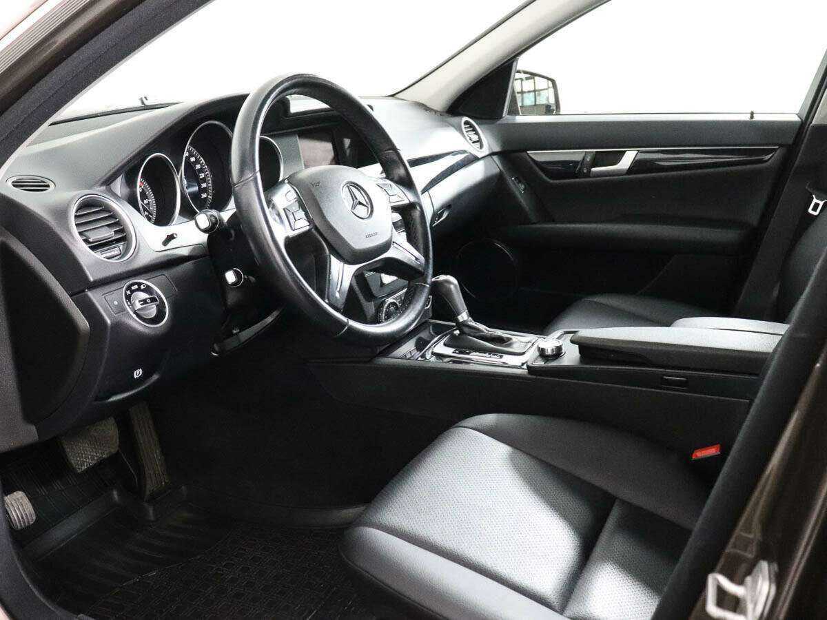 Купить Mercedes-Benz C-Класс с пробегом. Фото: #7