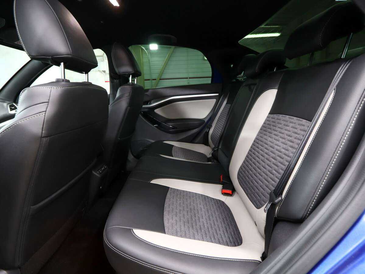 Купить Lada (ВАЗ) Vesta с пробегом. Фото: #19