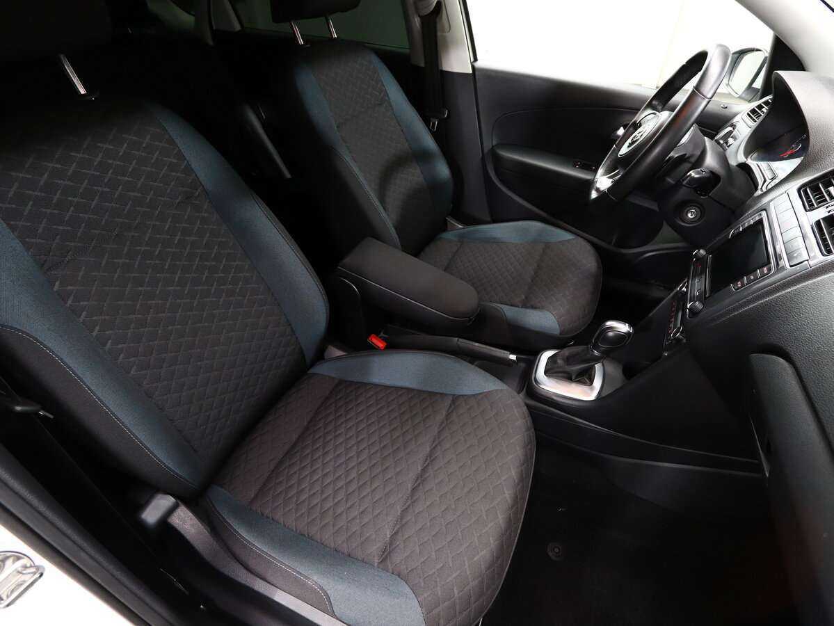 Купить Volkswagen Polo с пробегом. Фото: #11