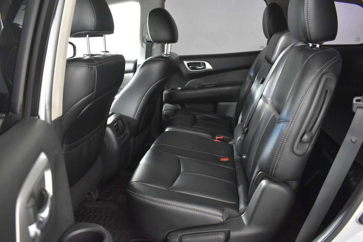 Купить Nissan Pathfinder с пробегом. Фото: #9