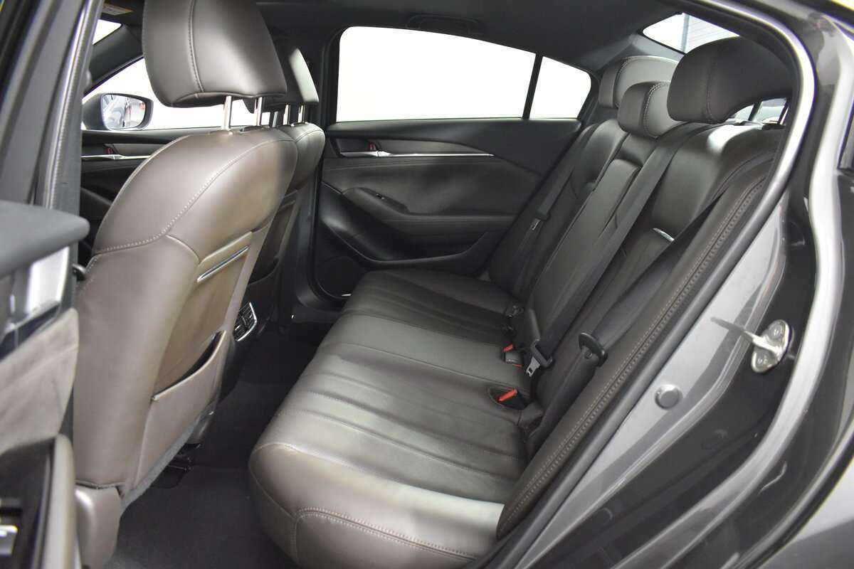 Купить Mazda 6 с пробегом. Фото: #13