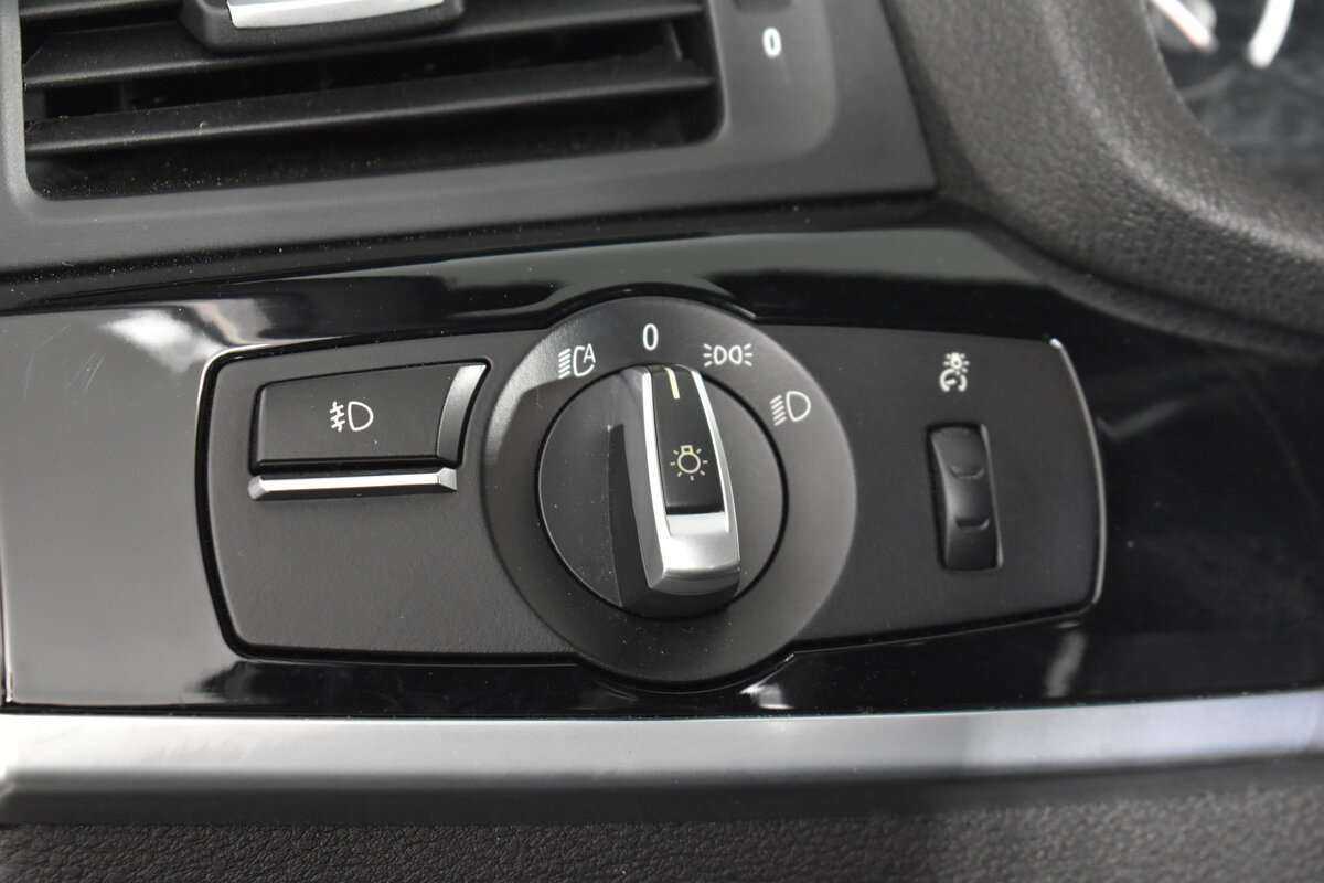 Купить BMW X3 с пробегом. Фото: #18