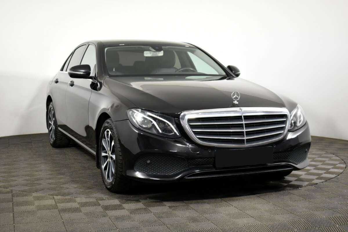 Купить Mercedes-Benz E-Класс с пробегом. Фото: #2