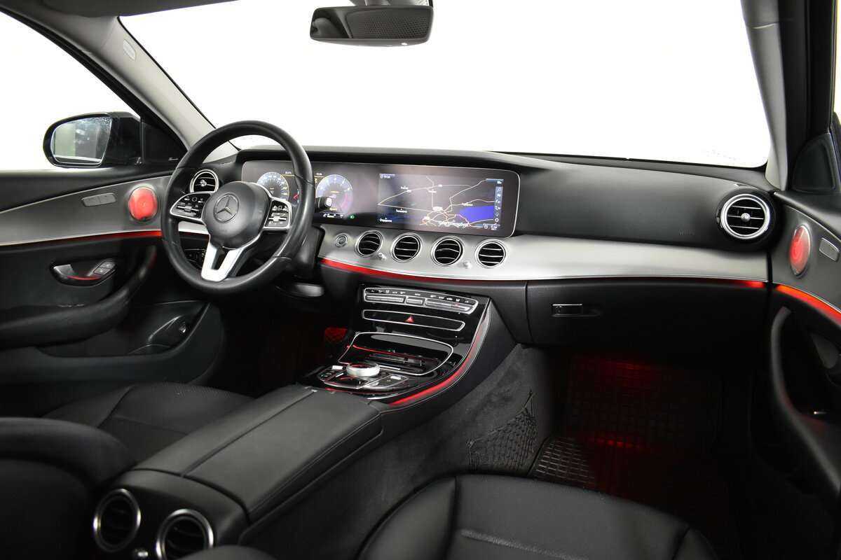 Купить Mercedes-Benz E-Класс с пробегом. Фото: #10