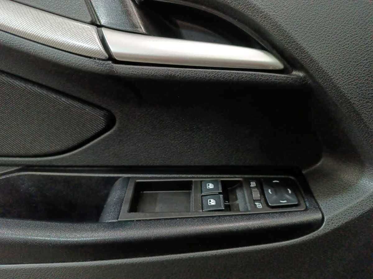 Купить Lada (ВАЗ) Vesta с пробегом. Фото: #15