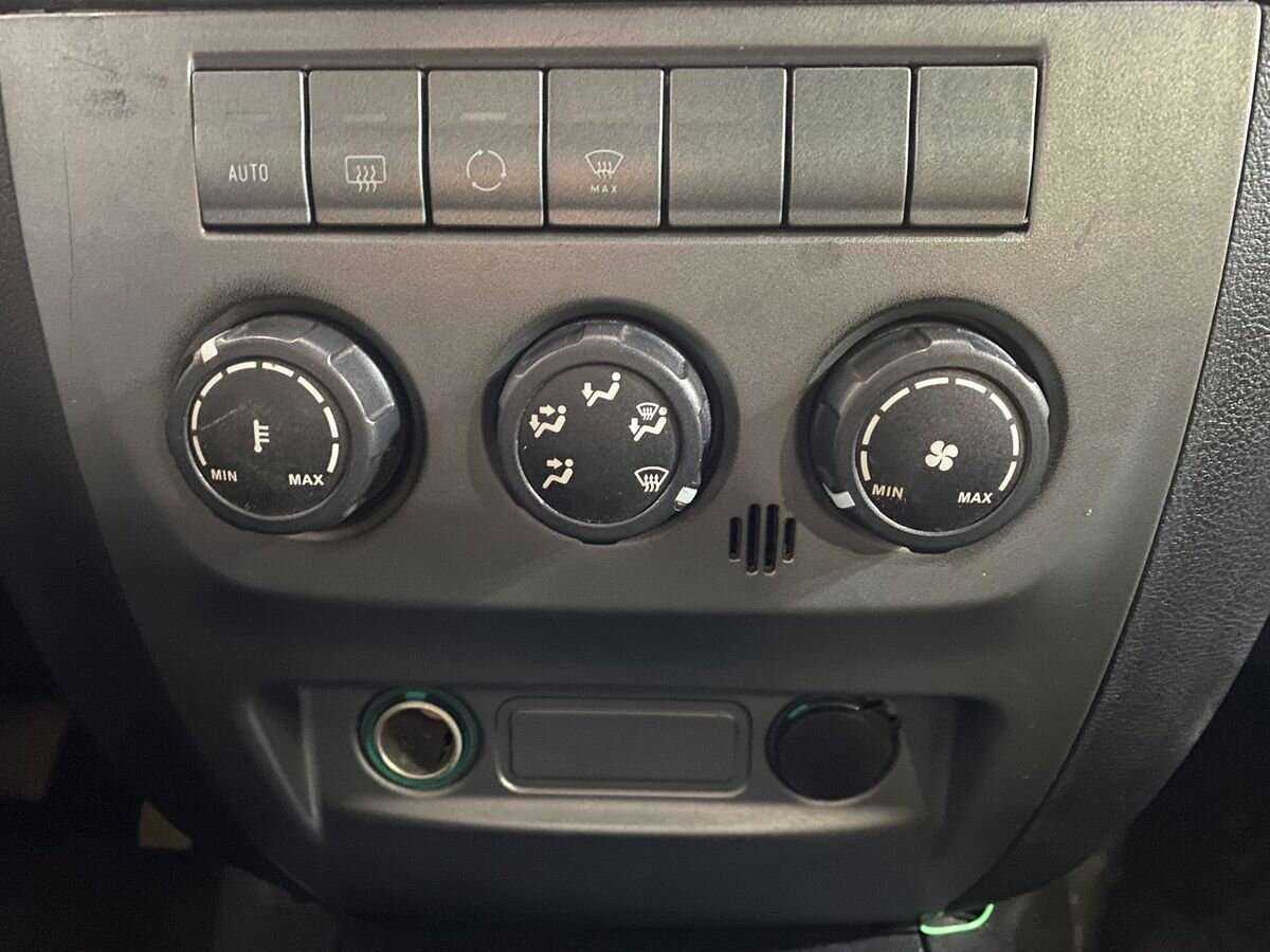 Купить УАЗ Patriot с пробегом. Фото: #12