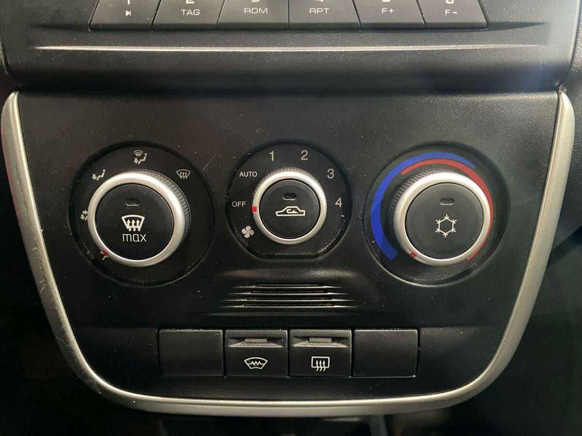 Купить Lada (ВАЗ) Granta с пробегом. Фото: #13