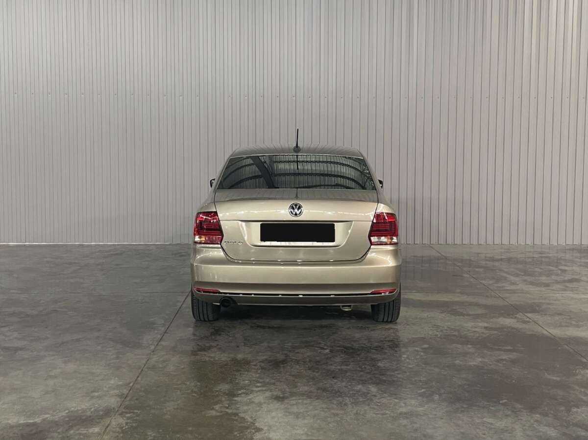 Купить Volkswagen Polo с пробегом. Фото: #5