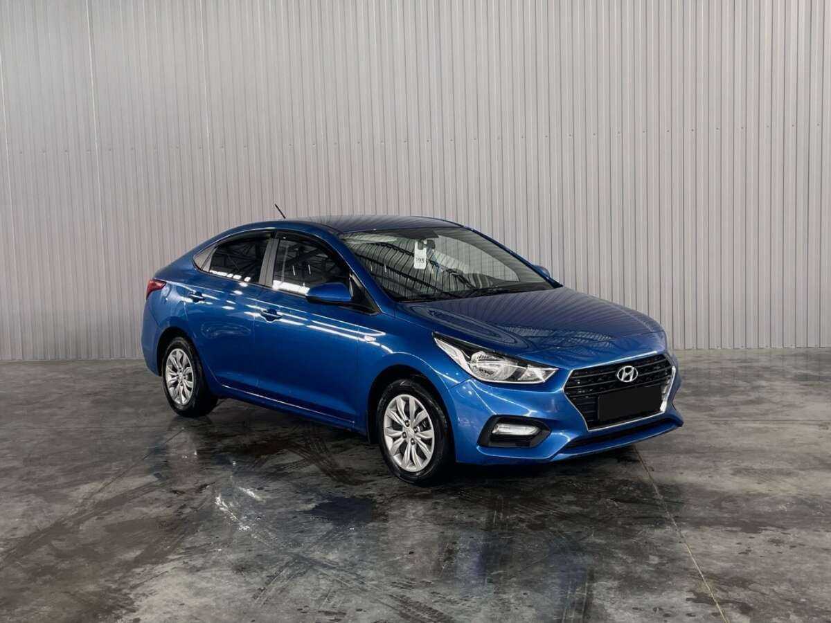 Купить Hyundai Solaris с пробегом. Фото: #2