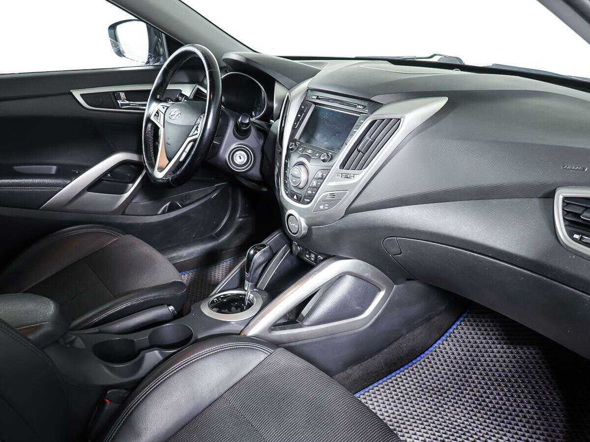 Купить Hyundai Veloster с пробегом. Фото: #8