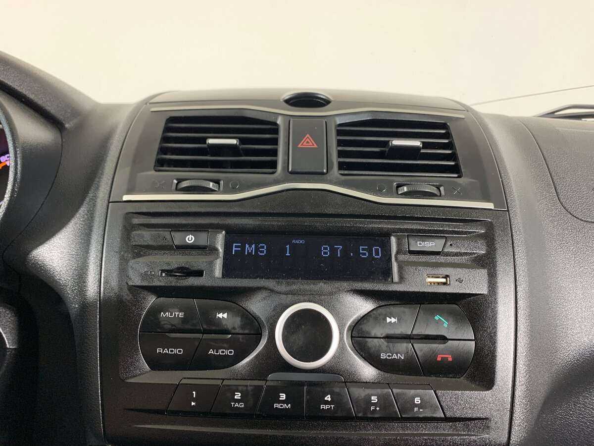 Купить Lada (ВАЗ) Granta с пробегом. Фото: #12