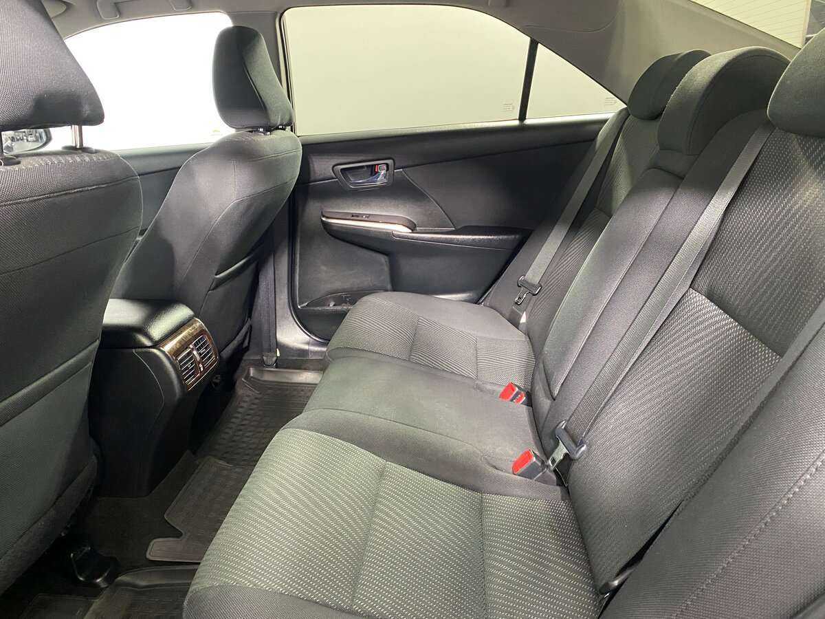 Купить Toyota Camry с пробегом. Фото: #19