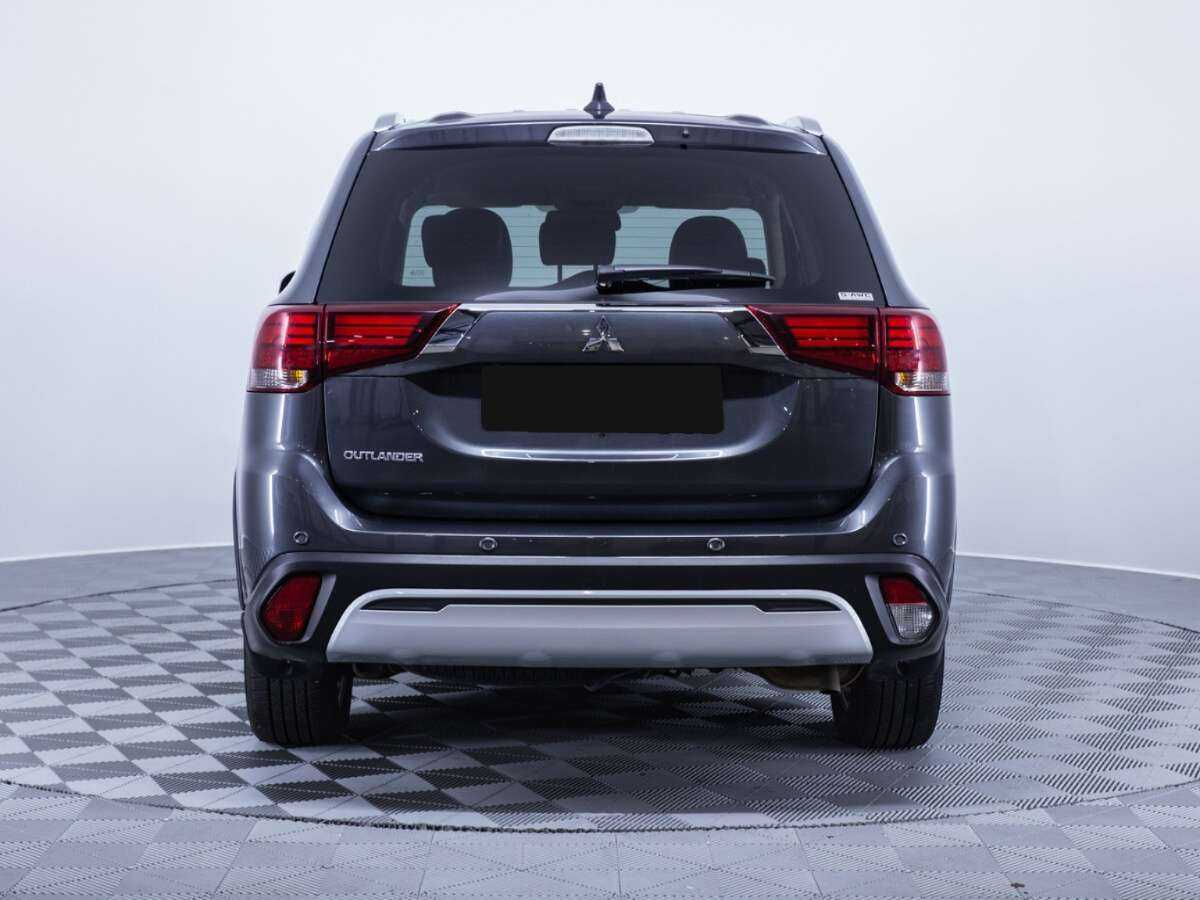 Купить Mitsubishi Outlander с пробегом. Фото: #5