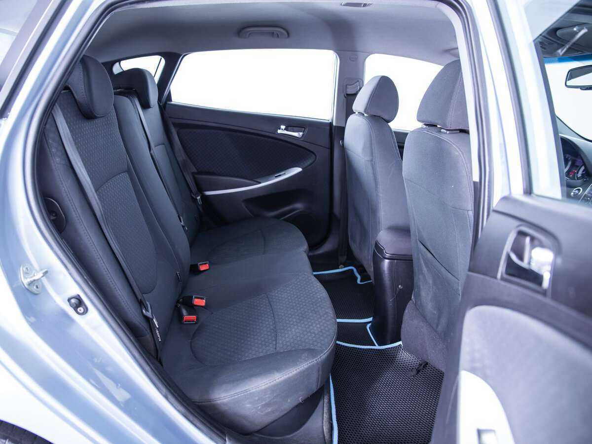 Купить Hyundai Solaris с пробегом. Фото: #8