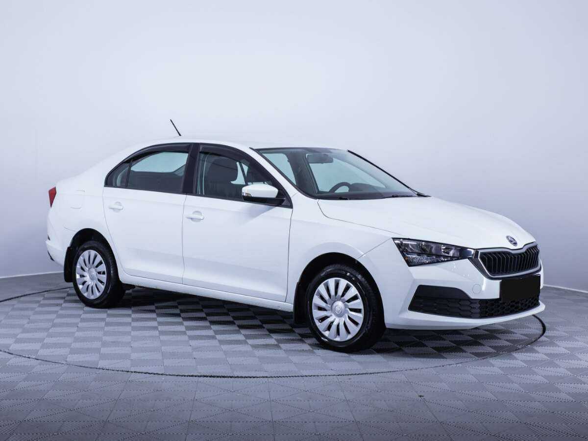Купить Skoda Rapid с пробегом. Фото: #2
