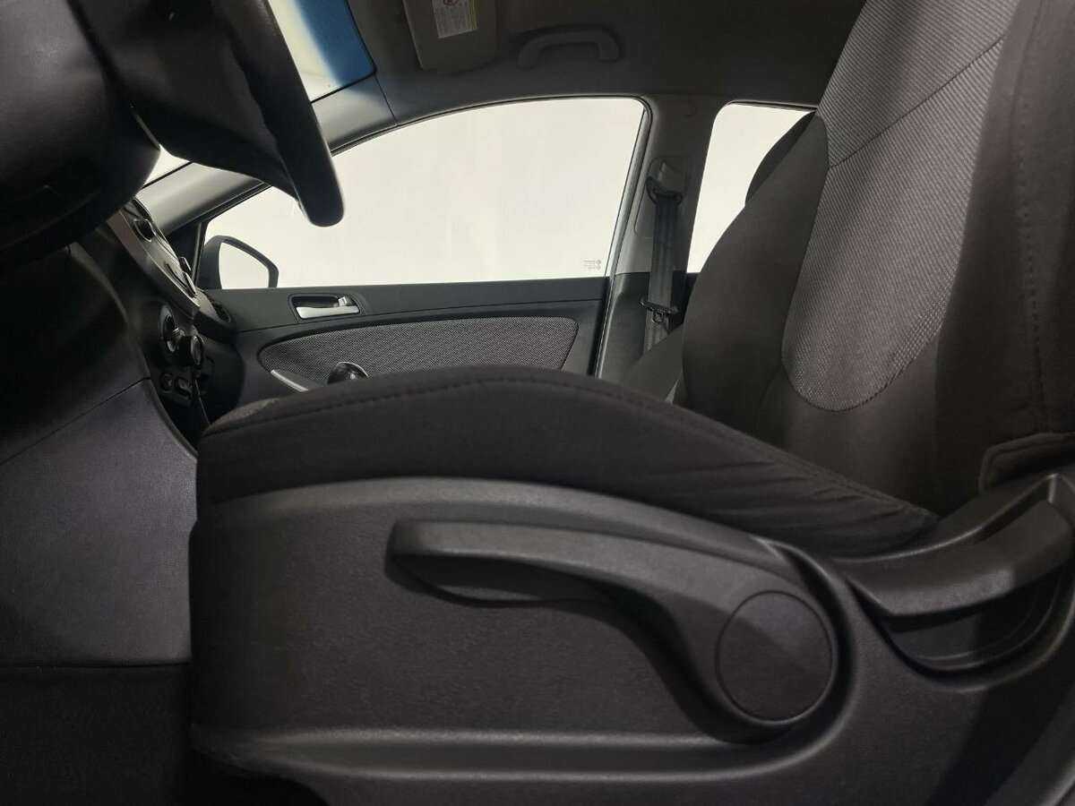 Купить Hyundai Solaris с пробегом. Фото: #9