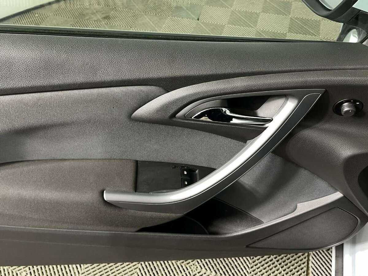 Купить Opel Astra с пробегом. Фото: #7