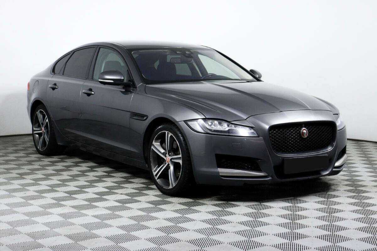 Купить Jaguar XF с пробегом. Фото: #2