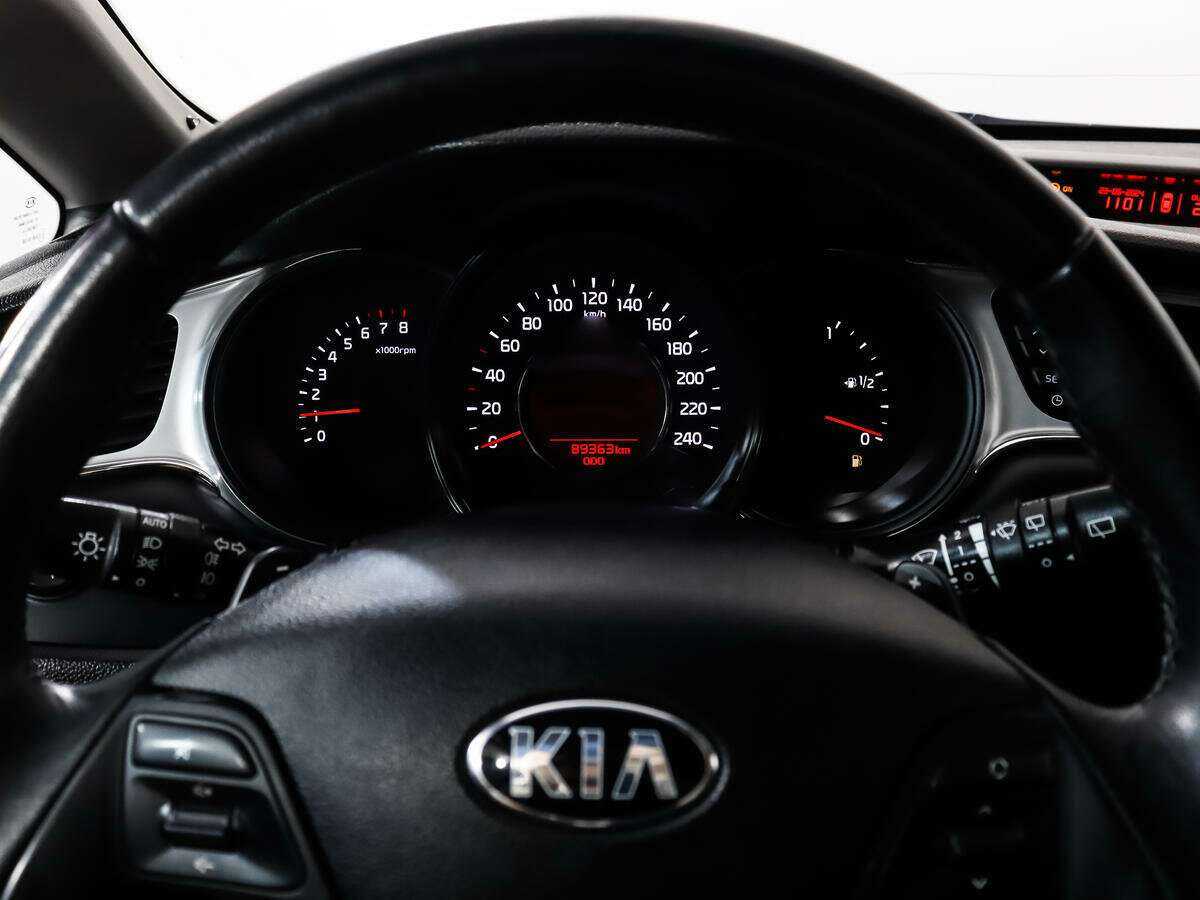 Купить Kia Ceed с пробегом. Фото: #15