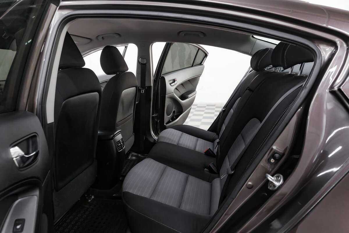 Купить Kia Cerato с пробегом. Фото: #12