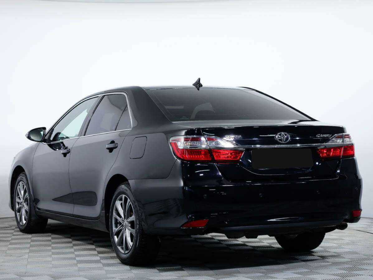 Купить Toyota Camry с пробегом. Фото: #5