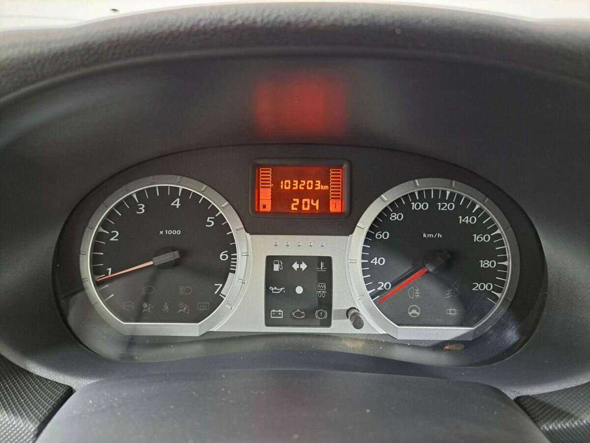 Купить Lada (ВАЗ) Largus с пробегом. Фото: #10