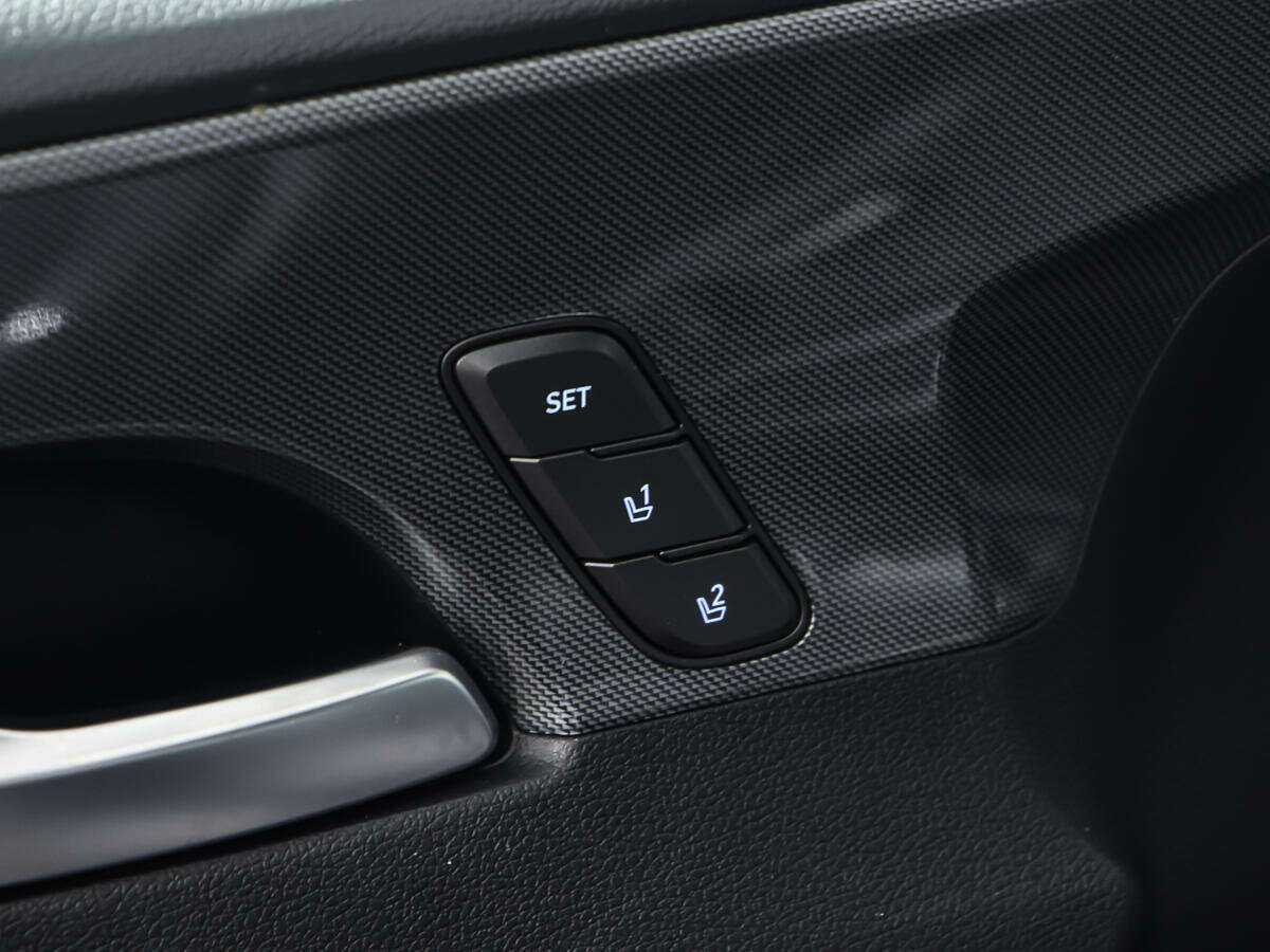 Купить Hyundai Santa Fe с пробегом. Фото: #18