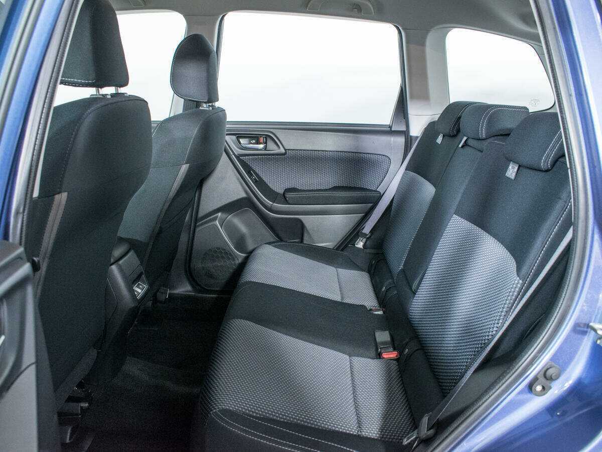 Купить Subaru Forester с пробегом. Фото: #9