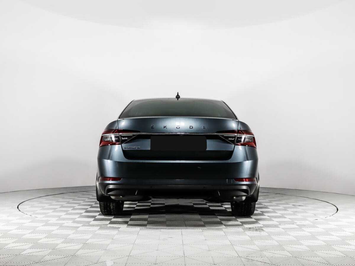 Купить Skoda Superb с пробегом. Фото: #5