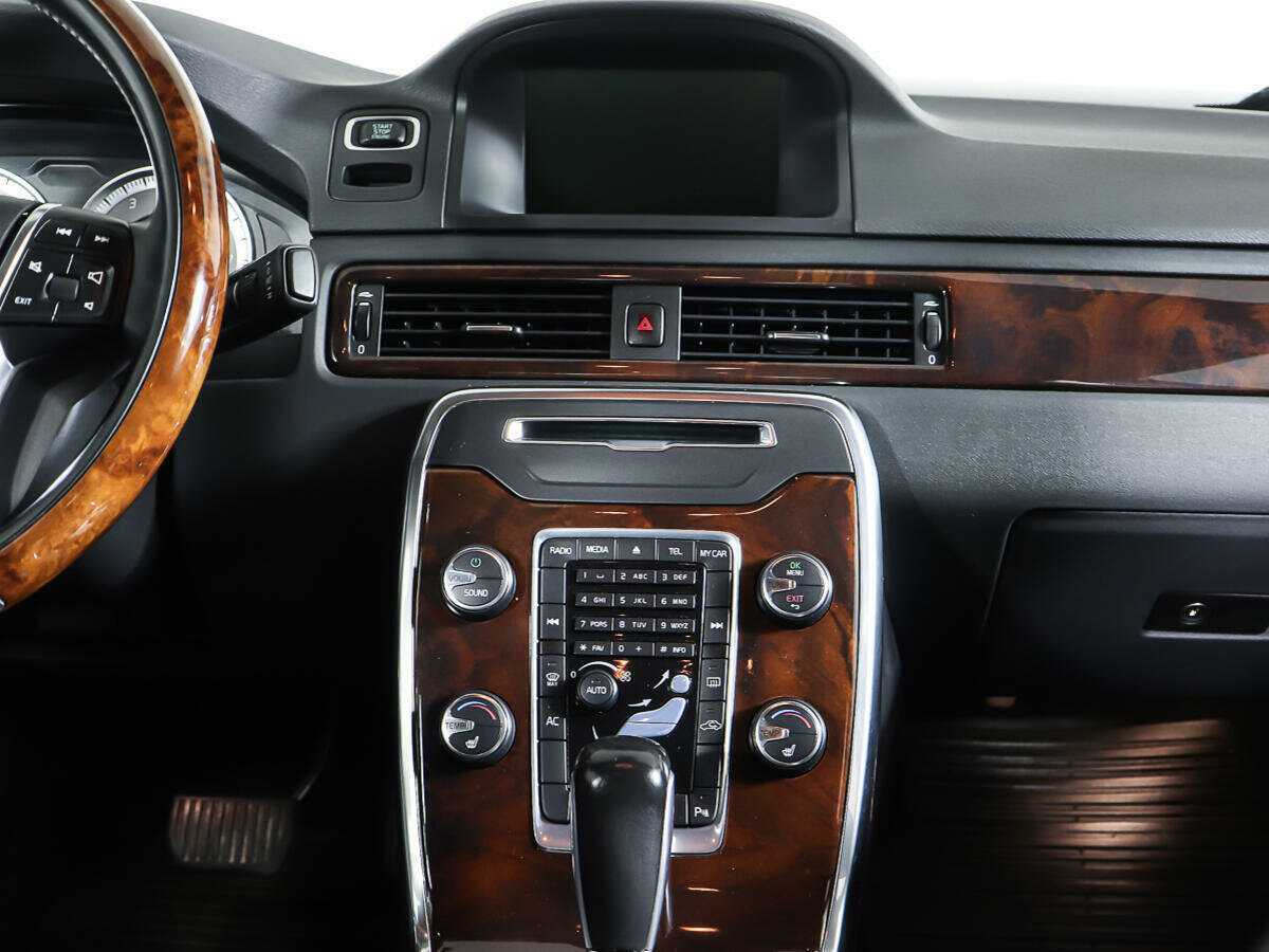 Купить Volvo S80 с пробегом. Фото: #10