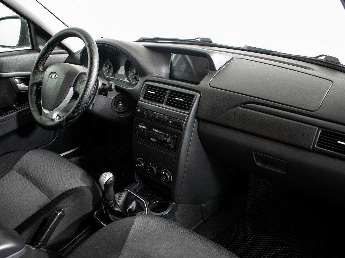 Купить Lada (ВАЗ) Priora с пробегом. Фото: #6